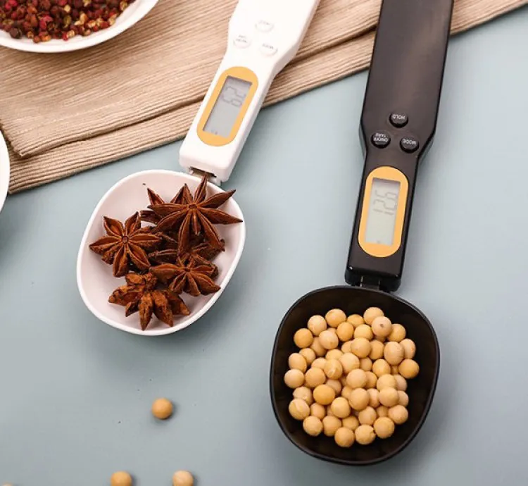 Electronic Digital Kitchen Measuring Spoon Scale 500g/0.1g Used for Milk Tea Flour Spices and Seasoning with LCD Display White