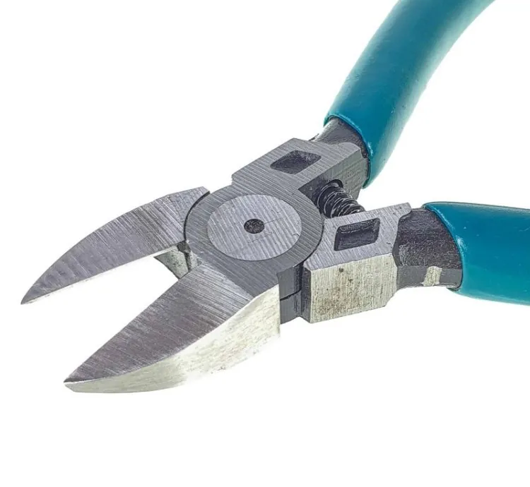 Total Cutting Pliers 5" for Plastic THT230512