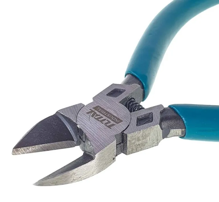 Total Cutting Pliers 5" for Plastic THT230512