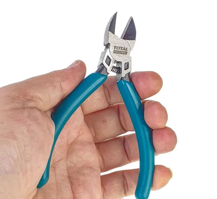 Total Cutting Pliers 5" for Plastic THT230512