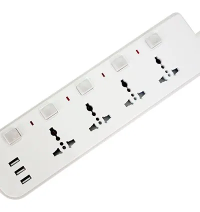 Tronic 4 Way Extension With USB Ports