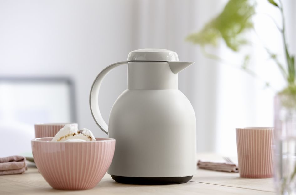 Tefal Samba Jug 1 Liter Green Isothermal Jug Translucent Vacuum Flask Plastic-Polypropylenex (Pp) Glass Liner F4010210 7 Tefal Samba Jug 1 Liter Green Isothermal Jug Translucent Vacuum Flask Plastic-Polypropylenex (Pp) Glass Liner F4010210