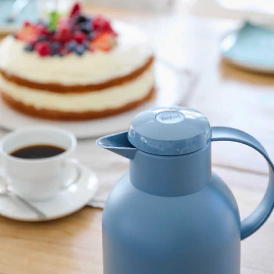 Tefal Samba Jug 1 Liter Blue Isothermal Jug Translucent Vacuum Flask Plastic-Polypropylenex (Pp) Glass Liner K3035312 F4010110 12 Tefal Samba Jug 1 Liter Blue Isothermal Jug Translucent Vacuum Flask Plastic-Polypropylenex (Pp) Glass Liner K3035312 F4010110