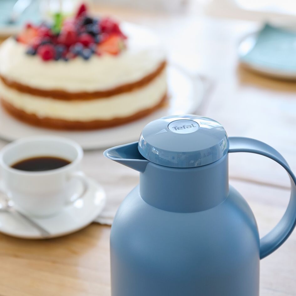 Tefal Samba Jug 1 Liter Green Isothermal Jug Translucent Vacuum Flask Plastic-Polypropylenex (Pp) Glass Liner F4010210 8 Tefal Samba Jug 1 Liter Green Isothermal Jug Translucent Vacuum Flask Plastic-Polypropylenex (Pp) Glass Liner F4010210