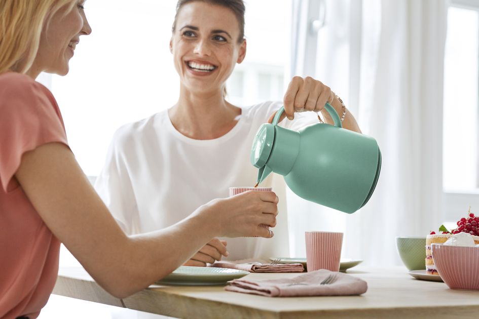 Tefal Samba Jug 1 Liter Green Isothermal Jug Translucent Vacuum Flask Plastic-Polypropylenex (Pp) Glass Liner F4010210 6 Tefal Samba Jug 1 Liter Green Isothermal Jug Translucent Vacuum Flask Plastic-Polypropylenex (Pp) Glass Liner F4010210