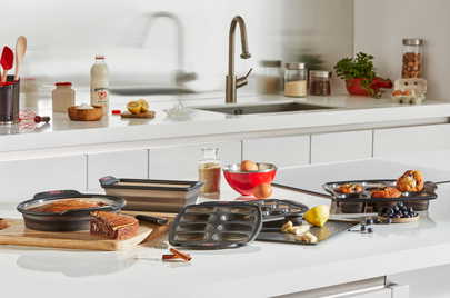 Tefal Crispy Bake Silicone Round Baking Tray 24Cm J4170614 5 Tefal Crispy Bake Silicone Round Baking Tray 24Cm J4170614