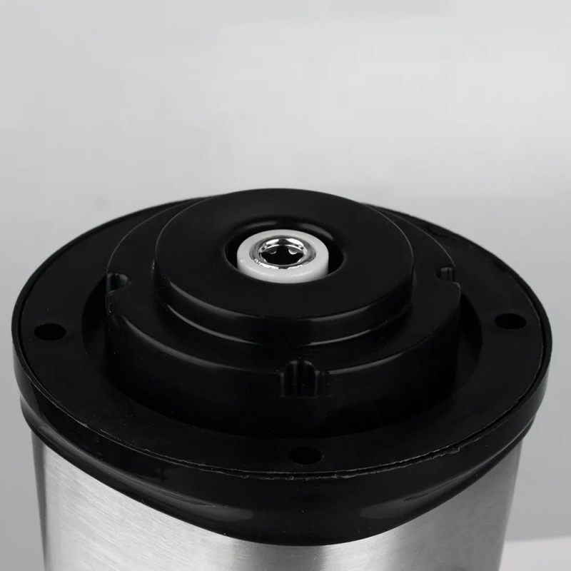 Raf Chopper 2L 1000W Stainless Steel, 4 Sharp Blades R.7034 5 Raf Chopper 2L 1000W Stainless Steel, 4 Sharp Blades R.7034