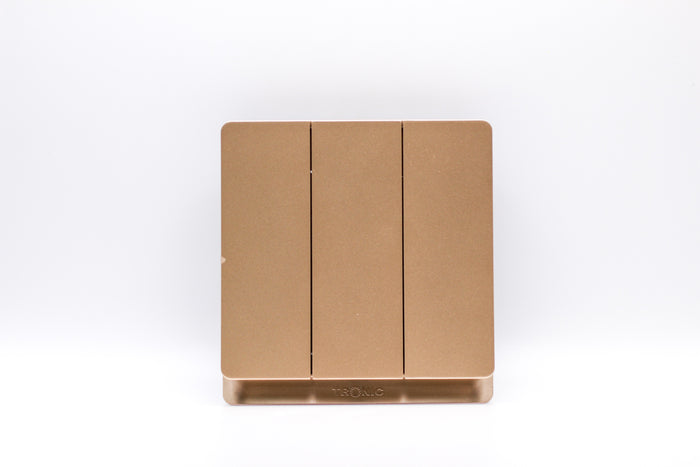 Tronic 3 Gang 2 Way Switch 1 Tronic 3 Gang 2 Way Switch