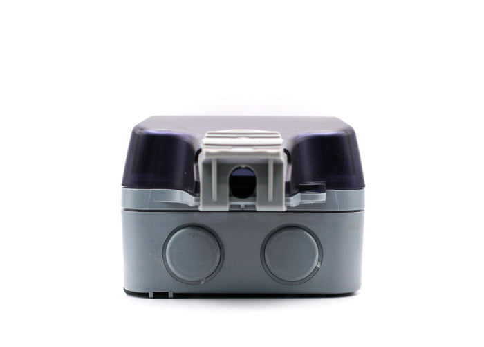 Tronic Waterproof Single Socket 13Amps 4 Tronic Waterproof Single Socket 13Amps