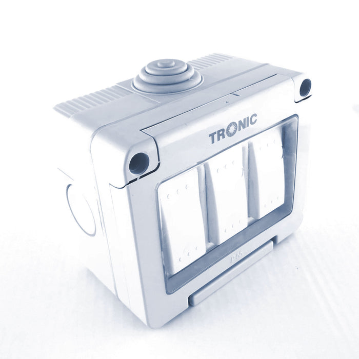 Tronic Waterproof 3 Gang 2 Way 2 Tronic Waterproof 3 Gang 2 Way