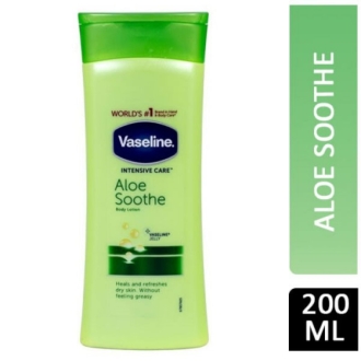 Vaseline Body Lotion Intensive Care Aloe Soothe 200ml Non Sticky Lotion, Featherlight Formula with Non Greasy Feel 67315968 (Pack of 3)