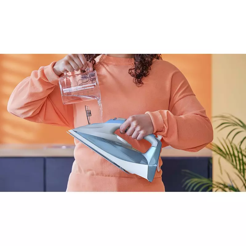 Philips Steam Iron 2600W 300Ml, 220G Steam Boost, Quick Calc Release And Steamglide Plus Soleplate, 7000 Series Blue Dst7011 4 Philips Steam Iron 2600W 300Ml, 220G Steam Boost, Quick Calc Release And Steamglide Plus Soleplate, 7000 Series Blue Dst7011